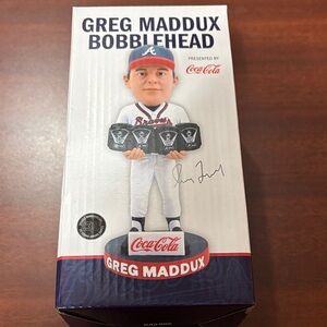 4x NL CY Young Award Winner Greg Maddux Bobblehead